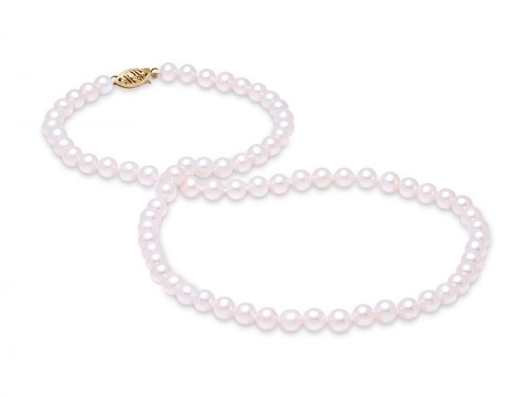 MASTOLONI - 14K Yellow Gold 5.5-6MM White Round "A" Quality Freshwater Pearl Strand 18 Inches