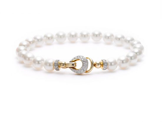 MASTOLONI - 18K Yellow Gold 6.5-7MM White Round Cultured Pearl Bracelet with 27 Diamonds 0.25 TCW