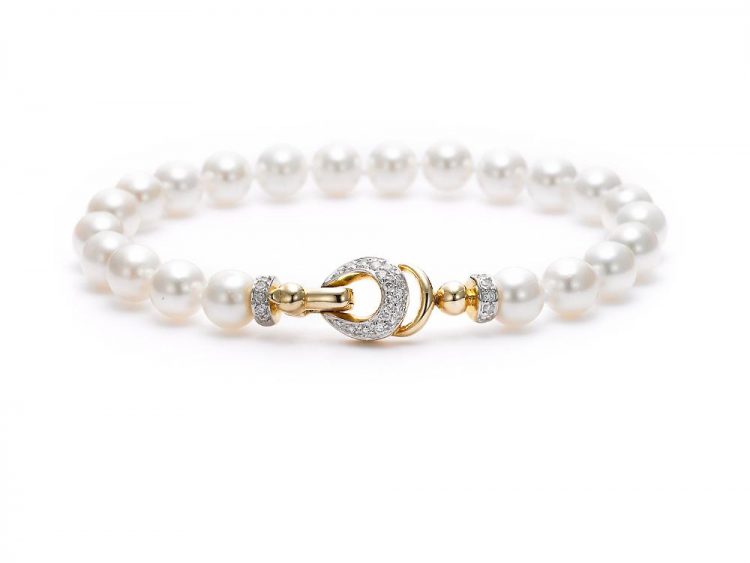 MASTOLONI - 18K Yellow Gold 6.5-7MM White Round Cultured Pearl Bracelet with 27 Diamonds 0.25 TCW