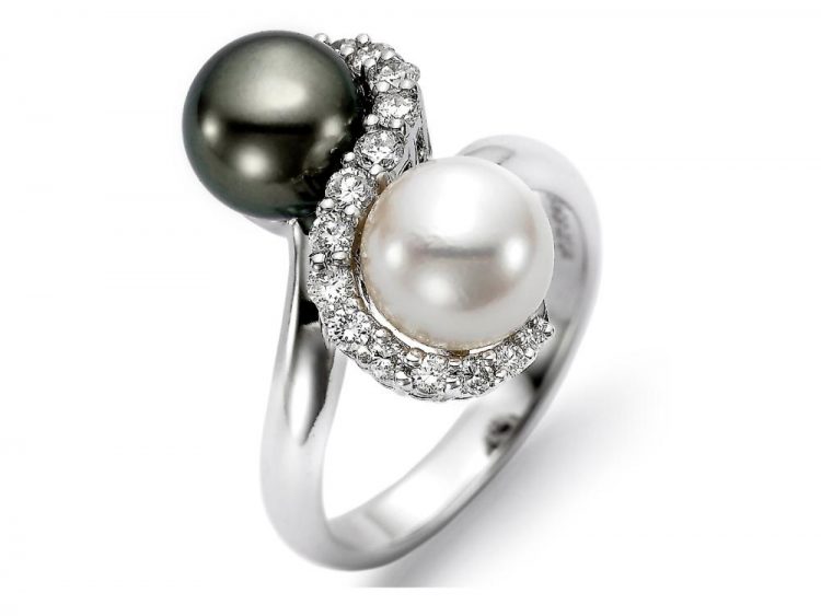 MASTOLONI - 18K White Gold 7.5-9MM Multicolor Black & White Round Tahitian Pearl Ring with 18 Diamonds 0.40 TCW