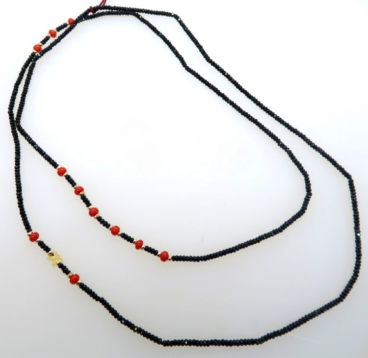 Black Spinel and Coral Bead Fashion Necklace